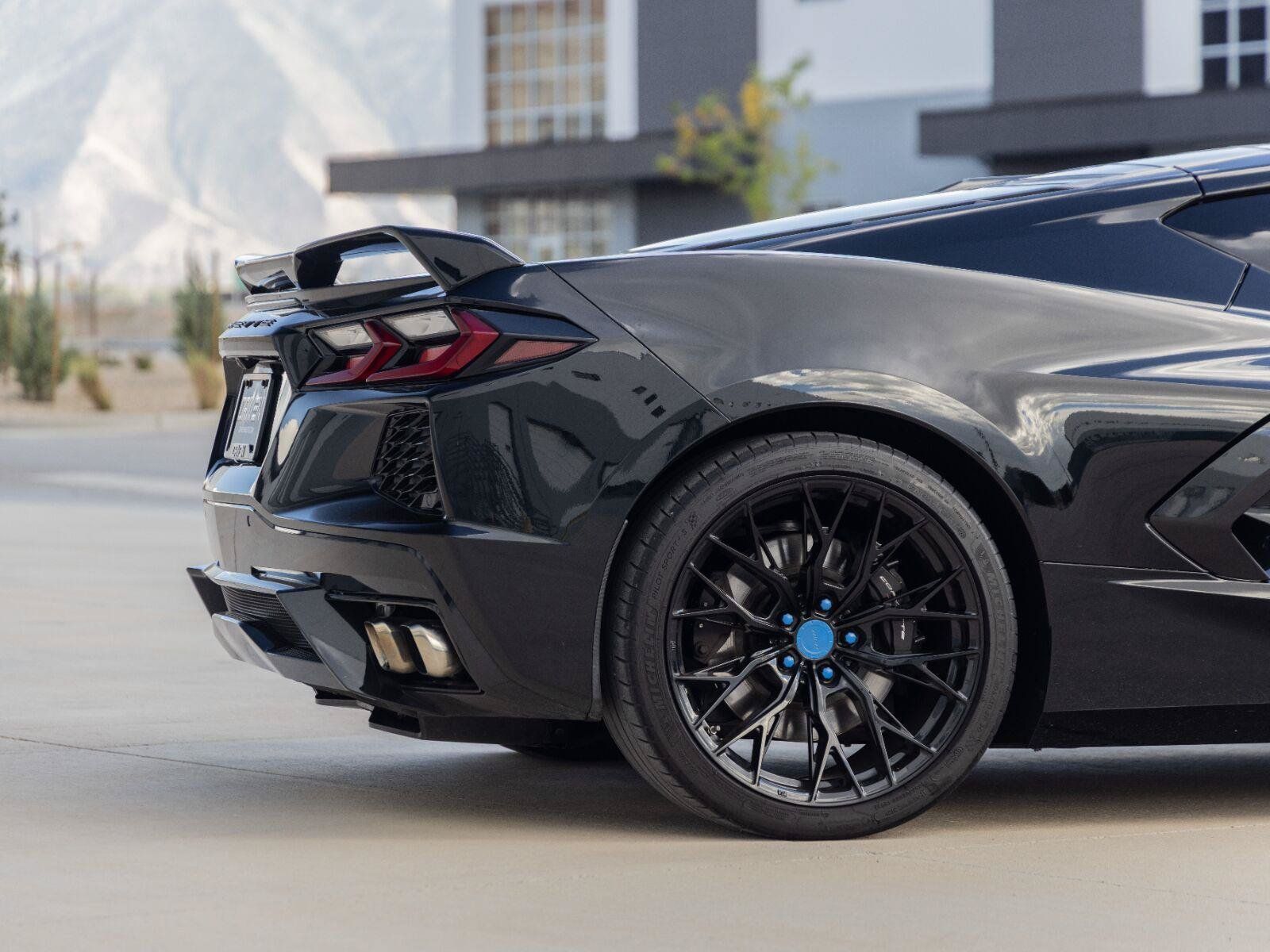 Used 2020 Chevrolet Corvette Stingray Premium Cpe w/ 3LT Preferred Equipment Group RWD image 9