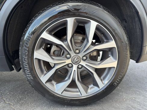 Certified 2024 Acura MDX SH-AWD w/ Technology Package image 9