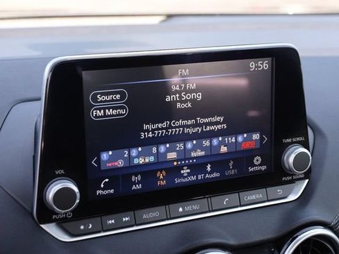 Used 2024 Nissan Sentra SV FWD image 16