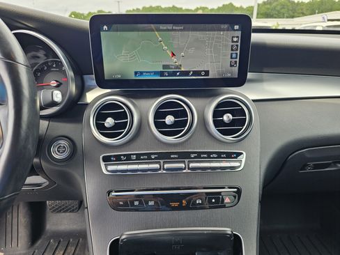 Used 2021 Mercedes-Benz GLC 300 4MATIC image 25