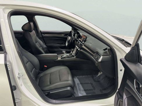 Used 2022 Honda Accord Sport image 40