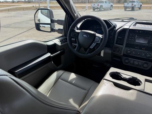 Used 2019 Ford F350 XL w/ Power Equipment Group image 31