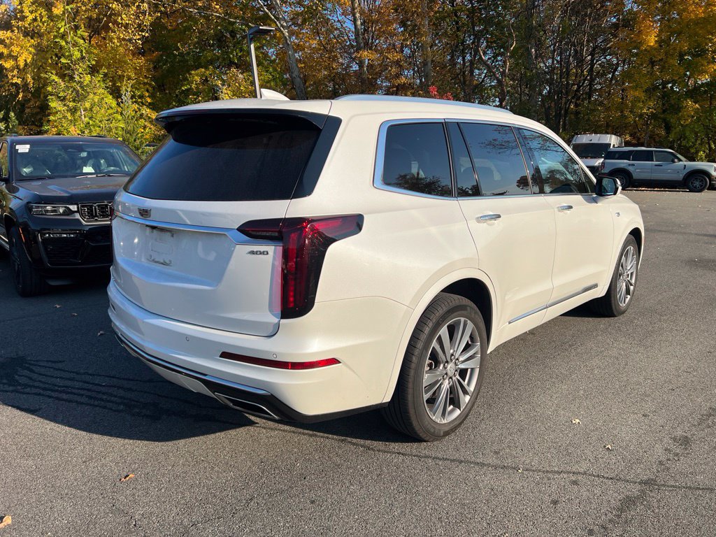 Used 2023 Cadillac XT6 Premium Luxury AWD/4WD image 4