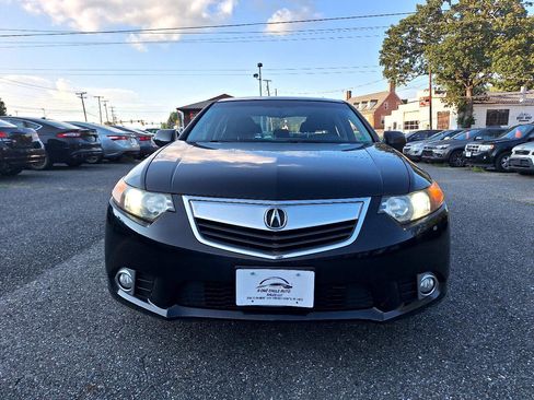 Used 2011 Acura TSX w/ Technology Package image 2
