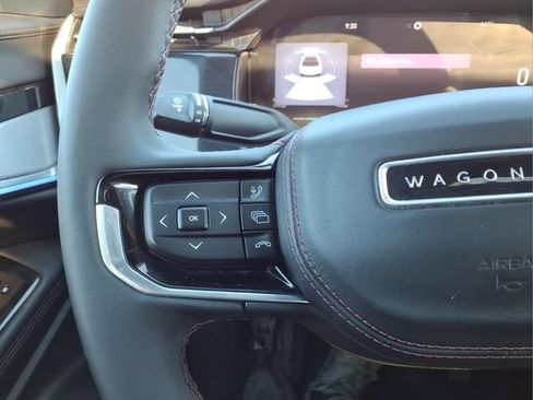 Used 2024 Jeep Wagoneer Launch Edition AWD/4WD image 24