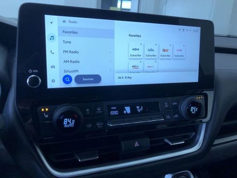 Certified 2025 Toyota Grand Highlander AWD image 30