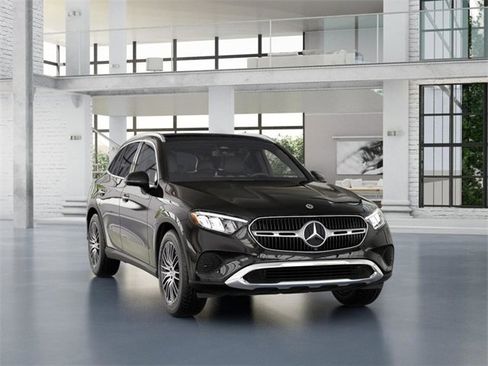 New 2026 Mercedes-Benz GLC 300 4MATIC image 9