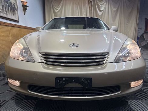 Used 2004 Lexus ES 330 image 3