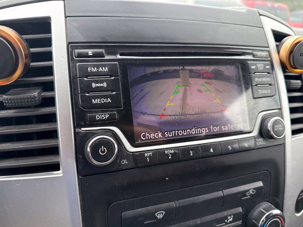 Used 2018 Nissan Frontier SV AWD/4WD image 15