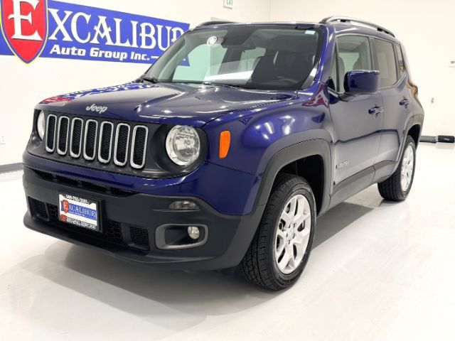 Used 2018 Jeep Renegade Latitude AWD/4WD image 3