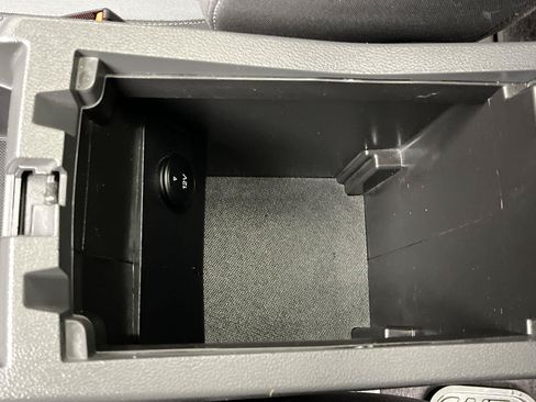 Used 2017 Ford Escape SE AWD/4WD image 22