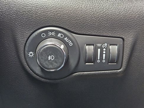 Used 2022 Jeep Compass Trailhawk w/ Trailhawk Elite Group image 25