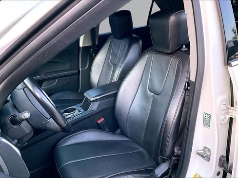 Used 2012 Chevrolet Equinox LTZ FWD image 7