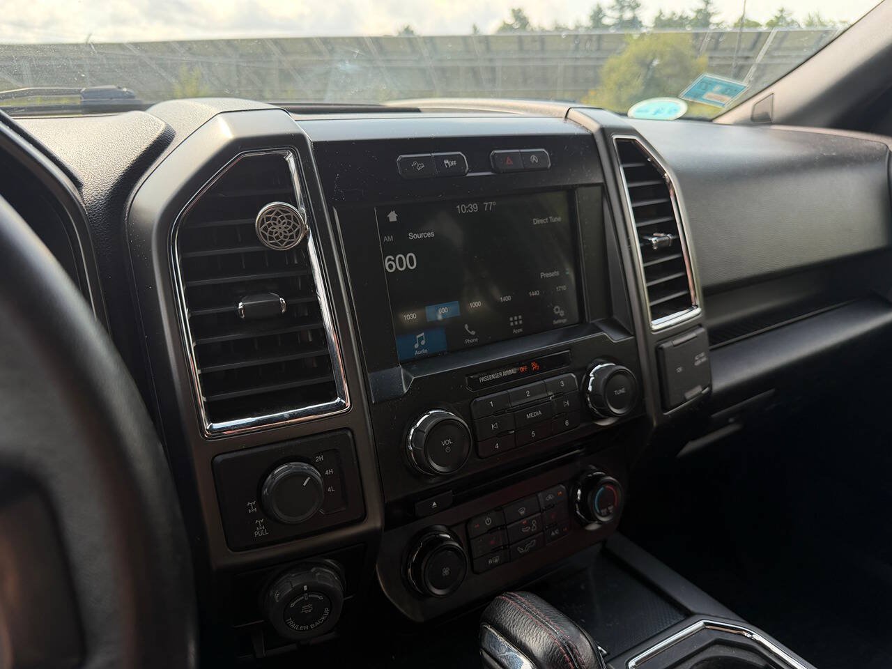 Used 2016 Ford F150 XLT w/ Equipment Group 302A Luxury AWD/4WD image 24
