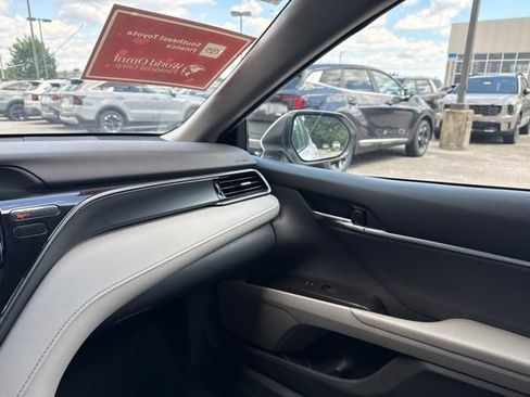 Used 2024 Toyota Camry LE w/ Convenience Package FWD image 22