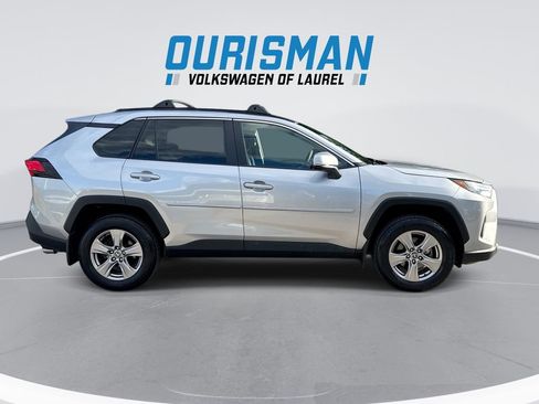 Used 2023 Toyota RAV4 XLE AWD/4WD image 9