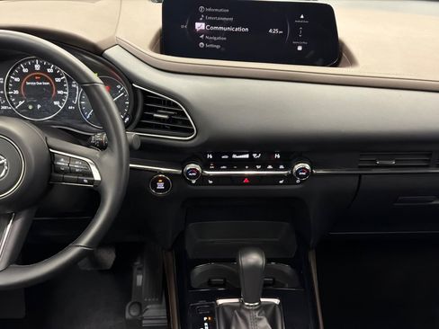 Used 2025 MAZDA CX-30 2.5 Turbo w/ Premium Package image 19