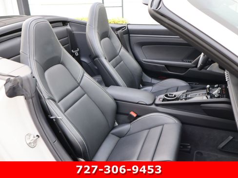Used 2024 Porsche 911 Cabriolet image 20
