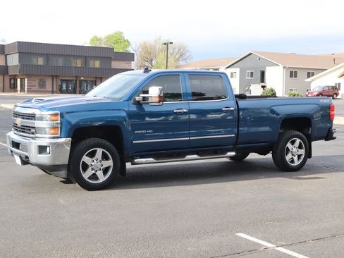 Used 2017 Chevrolet Silverado 2500 LTZ w/ Duramax Plus Package image 10