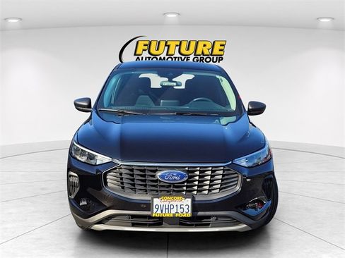 New 2025 Ford Escape Active image 3