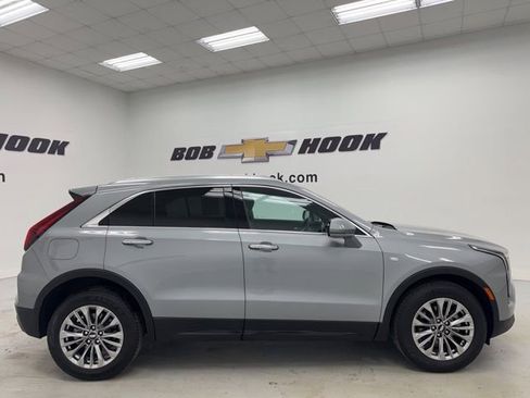 Used 2024 Cadillac XT4 Premium Luxury FWD image 4