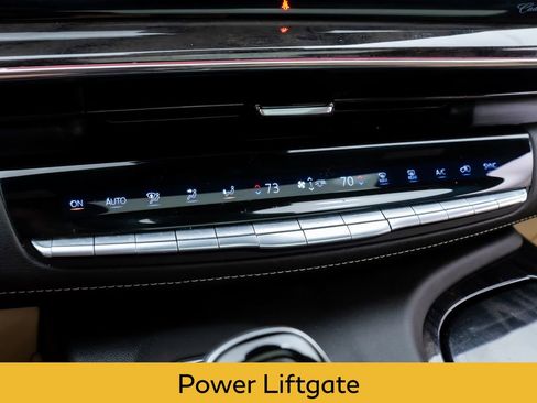 Used 2021 Cadillac Escalade Premium Luxury w/ Driver Assist Tech Package image 28