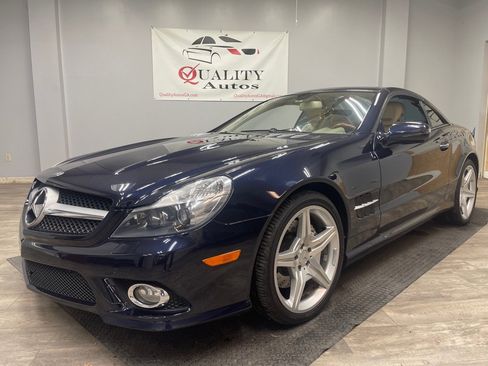 Used 2009 Mercedes-Benz SL 550 w/ Premium I Pkg image 2