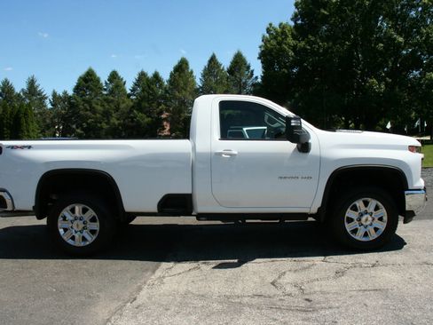 Used 2024 Chevrolet Silverado 2500 LT w/ Convenience Package AWD/4WD image 18