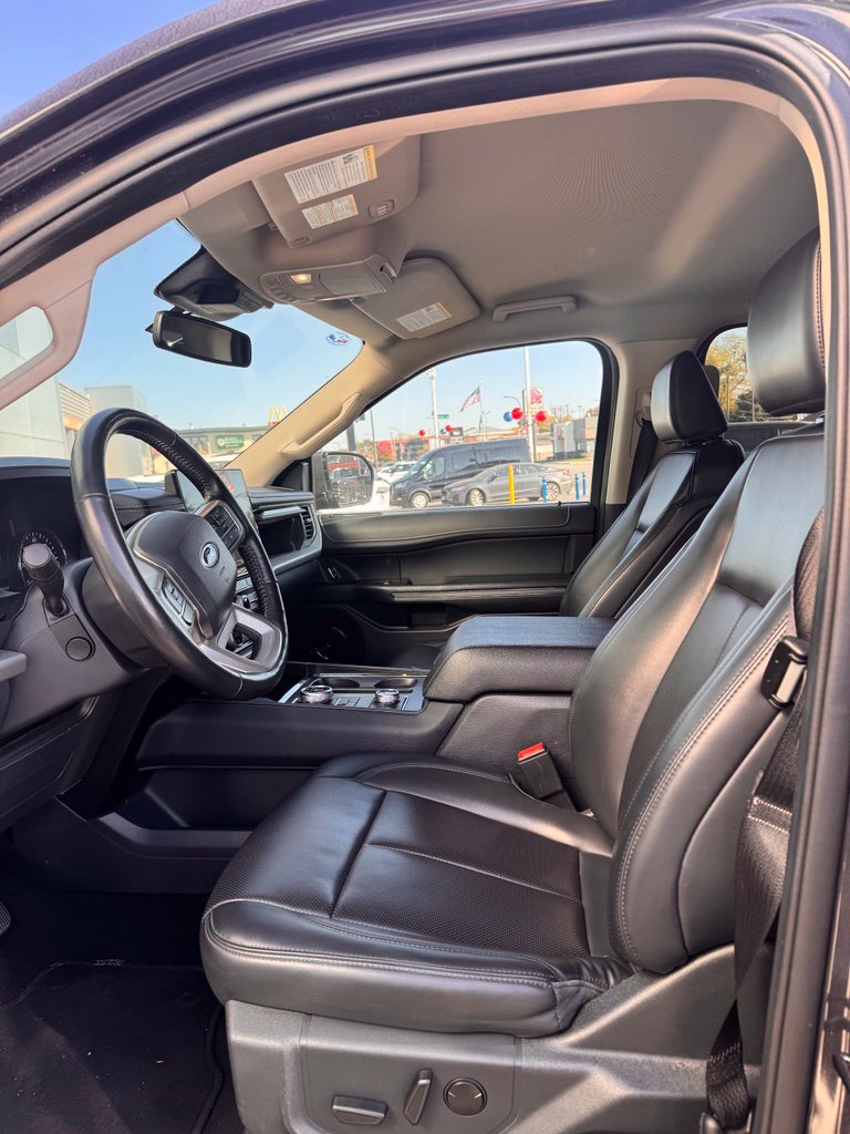Used 2024 Ford Expedition Max XLT AWD/4WD image 19