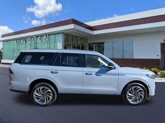 Certified 2025 Lincoln Navigator Reserve video 4