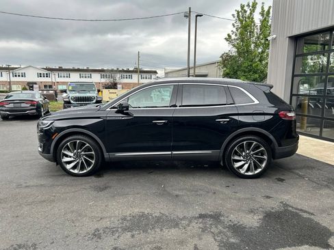 Used 2020 Lincoln Nautilus Reserve w/ Equipment Group 202A AWD/4WD image 8