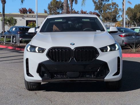 New 2026 BMW X6 xDrive40i image 3