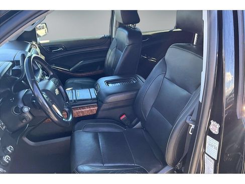 Used 2020 Chevrolet Tahoe Premier AWD/4WD image 18