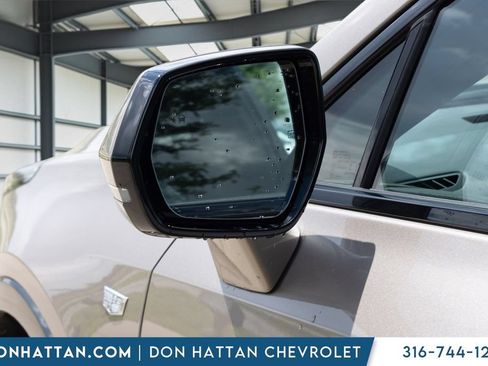 Used 2024 Cadillac XT4 Sport FWD image 25