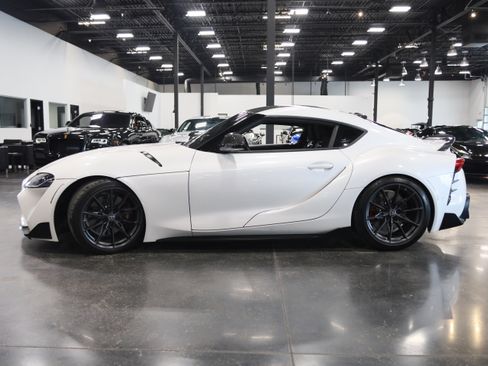Used 2023 Toyota Supra Premium w/ Driver Assist Package RWD image 9