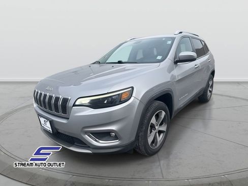 Used 2019 Jeep Cherokee Limited image 3