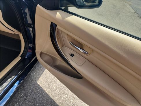 Used 2015 BMW 328i Sedan RWD image 23
