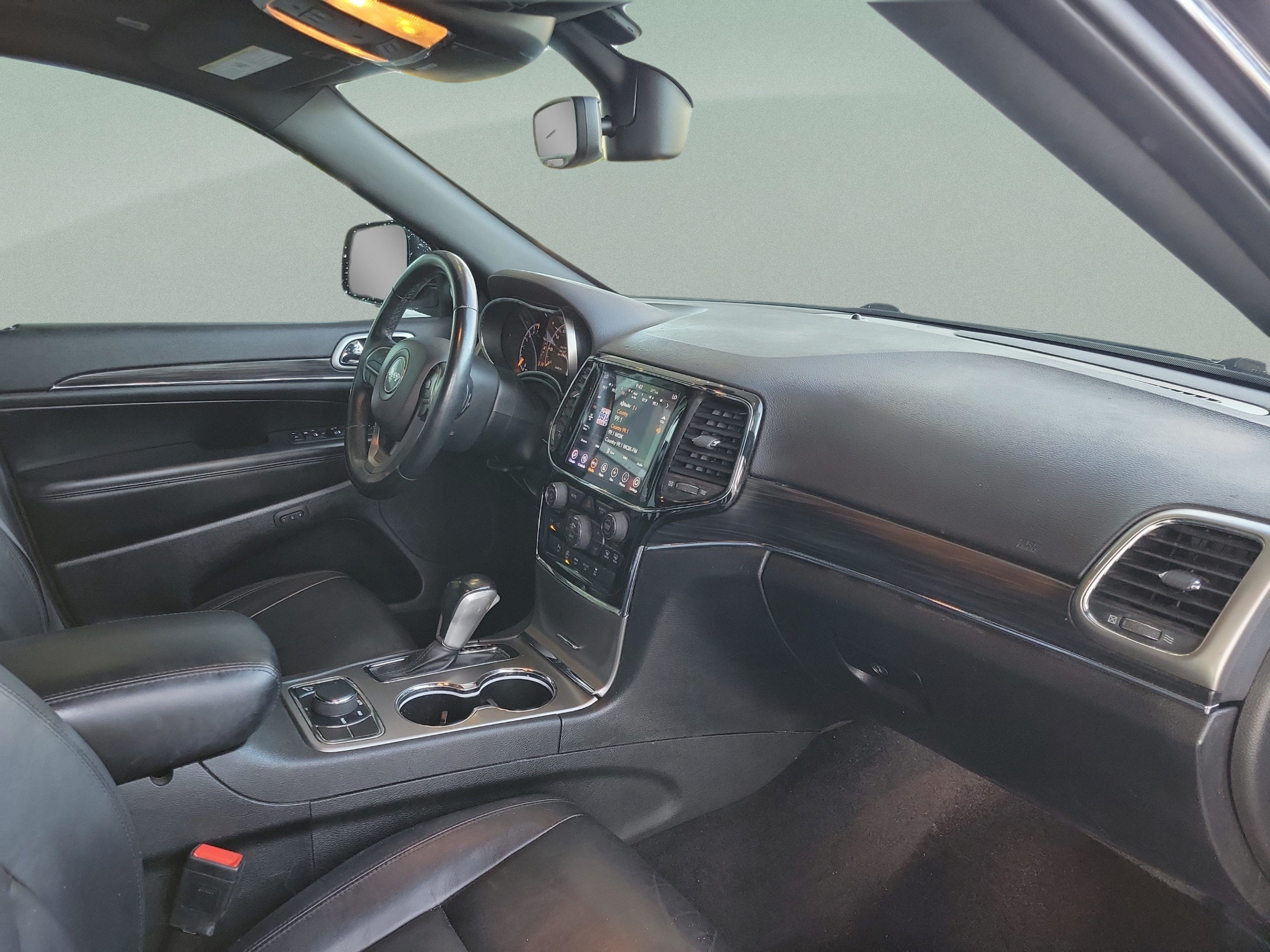 Used 2022 Jeep Grand Cherokee Limited AWD/4WD image 33