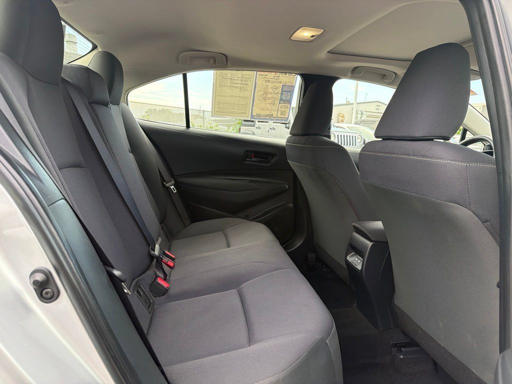 Used 2023 Toyota Corolla LE w/ LE Premium Package FWD image 14