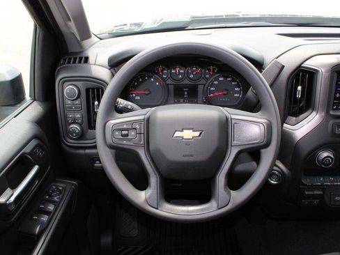 New 2026 Chevrolet Silverado 2500 Custom w/ Custom Value Package AWD/4WD image 9