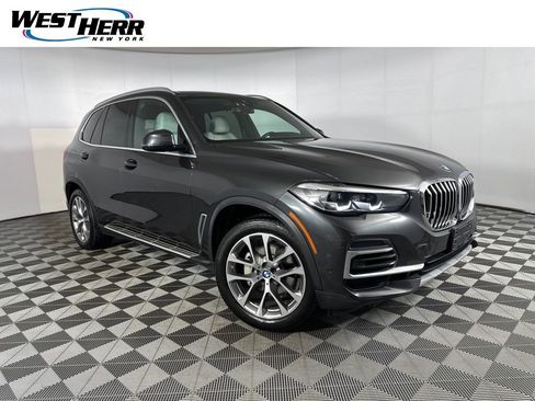 Used 2023 BMW X5 xDrive40i w/ Premium Package AWD/4WD image 1