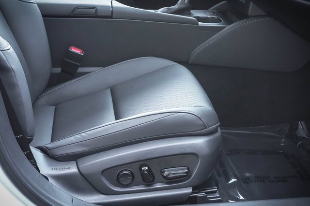 Certified 2025 Lexus ES 350 w/ Premium Package FWD image 25