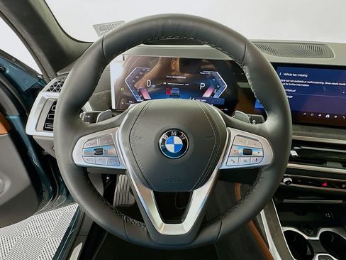 New 2026 BMW X7 xDrive40i w/ Executive Package image 10