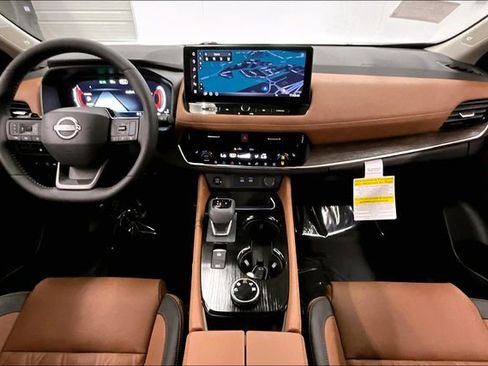 New 2026 Nissan Rogue Platinum w/ Platinum Premium Package image 6