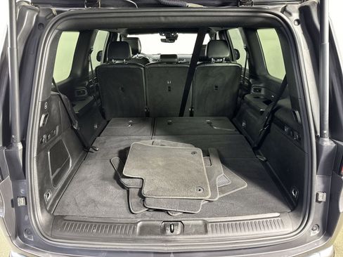 Used 2024 Jeep Wagoneer Series II w/ Flexible Seating Group image 33