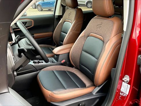 Certified 2025 Ford Bronco Sport Outer Banks w/ Outer Banks Tech Package+ image 8