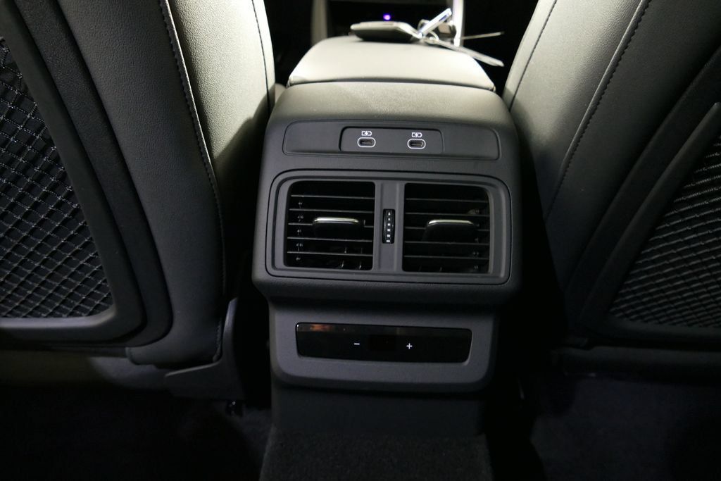 Certified 2025 Audi Q5 Premium w/ Convenience Package AWD/4WD image 29