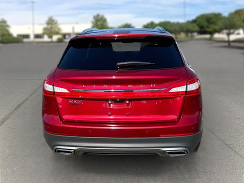Used 2017 Lincoln MKX Reserve image 7
