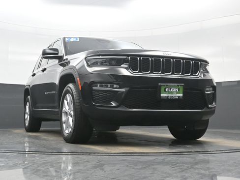 Used 2023 Jeep Grand Cherokee Limited image 32