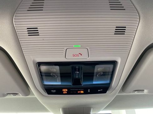 New 2025 Volkswagen ID. Buzz 1st Edition image 45